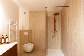 Stylish 1BR Apartment near Zuid - 6