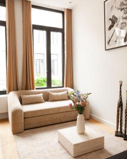 Stylish 1BR Apartment near Zuid - 1