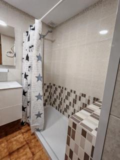 Bajo con jardín, paz, tranquilidad y aire libre - Isard 3 - 2