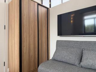 Maiden Tower Apartment - 1