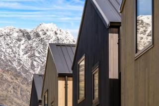 Hideaway Hall Retreat -  - 8