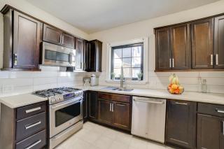 Near Casinos and Lake Michigan Beaches Hammond Apt - 1