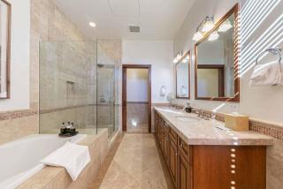 Great Bear Lodge 501 by East West Hospitality - 3