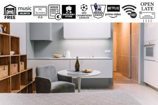E3 Luxury OldTown Apt - Free Parking, Supermarket, PCscreen, Netflix, Unlimited Music, Aircon - 0