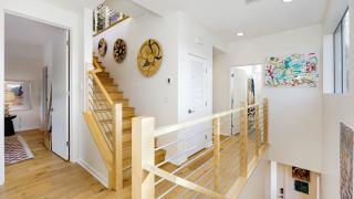 Silverlake Sunset Treehouse • Art-Filled Escape w Jacuzzi Sauna AvantStay - 1