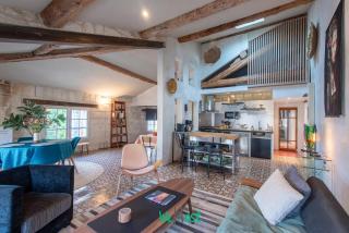 COMM - SEXTIER - CI - Comfort and charm in Avignon - 0