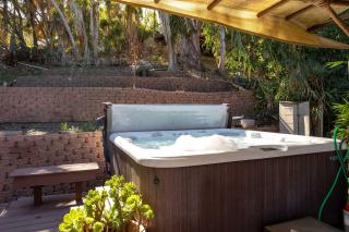 Jungle Vibes Location Hot Tub Villa - 9