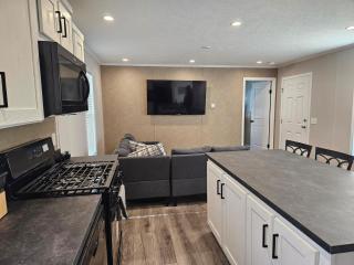 West Battle Lake Direct Access - Brand new! - 3