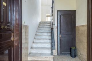 Vatican Charm 5 min walk - 4