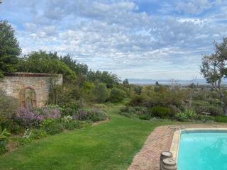 Watermill Ocean View Luxury Family Retreat - 2