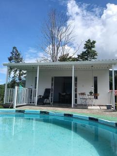 Encantador refugio enclavado en las montañas - 0