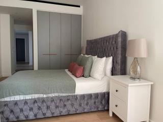 Luxury modern 2Bed-2Bath Apartment - 7