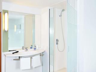 ibis budget Zurich City West - 4