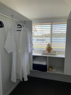 Riverview Cottage - 1