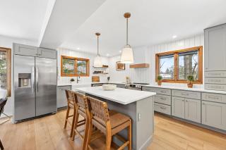 Updated 3BR Townhome Across From Holiday Valley - 9