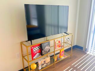 Purple Palace - Downtown STL Studio - 7