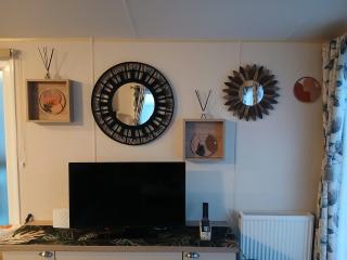 Warm and Cosy, Torbay Waterside Holiday Home - 4