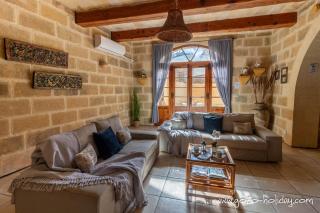 Tal Lilly Xaghra - 0