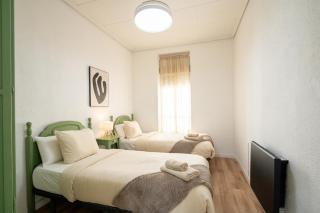 ChillOut Area 2BR 4P City Relax Fast WiFi Pet Friendly - 9