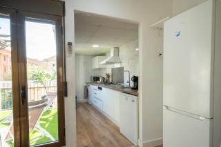 ChillOut Area 2BR 4P City Relax Fast WiFi Pet Friendly - 8