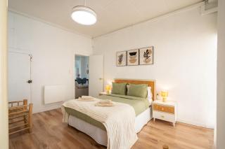 Apartamento de 2 habitaciones con terraza en el centro de Valencia - 1
