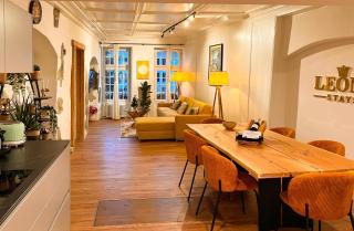 Leone Stays - Golden Castle Loft - 1