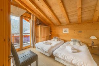 Alpine Luxury Chalet Pool & Jacuzzi - 2