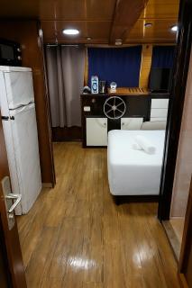 Grand SeaSuite סוויטת יאכטה דופלקס על המים - 2