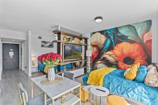 Penthouse Infinity heated pool and jacuzzi - 4