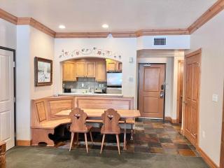 Cozy Family Zermatt King Villa with Kitchen Near Park City & Deer Valley Ski Resorts - 1085 - 9