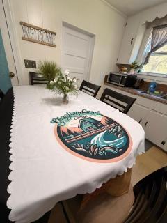 Giggling Creek Cottage - BedJet! King Sized! Gazebo, 45 Acres, Arcades, Nintendo, more - 7