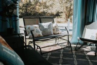 Giggling Creek Cottage - BedJet! King Sized! Gazebo, 45 Acres, Arcades, Nintendo, more - 9