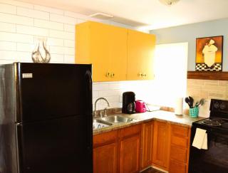 7-Bedroom Retreat Sleeps 13 - 7