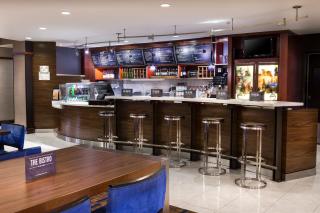 Courtyard by Marriott Columbia - 8