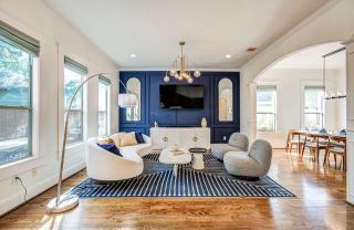 3BD Houston Heights Hideaway with Outdoor Paradise - 7