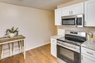 Quiet Country Stay Modern Home Near Paducah - 3