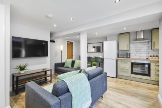 Estcourt Avenue Apartments - 7