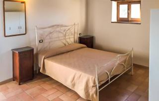 1 Bedroom Nice Apartment In Sant'angelo In Vado - 4