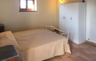 1 Bedroom Nice Apartment In Sant'angelo In Vado - 1