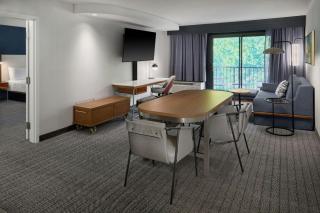 Courtyard by Marriott Kansas City Shawnee - Shawnee - 5