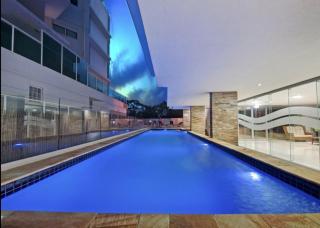 Redcliffe 4-Bedroom Waterfront Apartment - 6