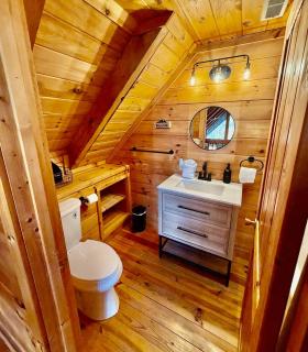 Smoky Mountain Serenity: Elegance in the Smokies - 3