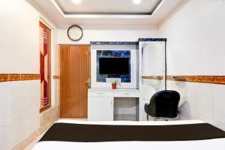 Super Hotel Continental Restuarant & Cafe - Calcutta - 9