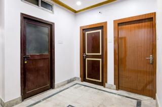 Super Hotel Continental Restuarant & Cafe - Calcutta - 6