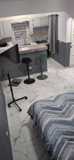 Cozy Peaceful Haven on Hilltop - 6