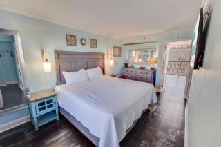 New Caravelle Resort 1BR Honeymoon Suite Pools! - 8