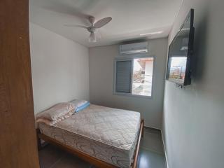 Apartamento com Piscina Praia Grande - 4