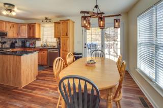 Lyles Peaceful Creekside Home Hot Tub and Fire Pit - 5