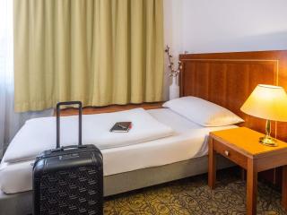 Hotel Mercure Wien Westbahnhof - Vienna - 2