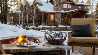 Modern Mountain Home w Cozy Fire Pit 15 Mins frm Northstar Maple by AvantStay - 4